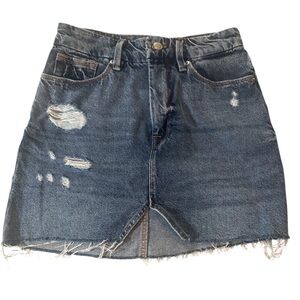 NWOT Good American Distressed Denim Mini Skirt Size 0 Y2K Raw Hem